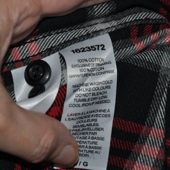 New with tags Tilley Black & Red Plaid Flannel Long Sleeve Shirt L - Picture 4 of 4